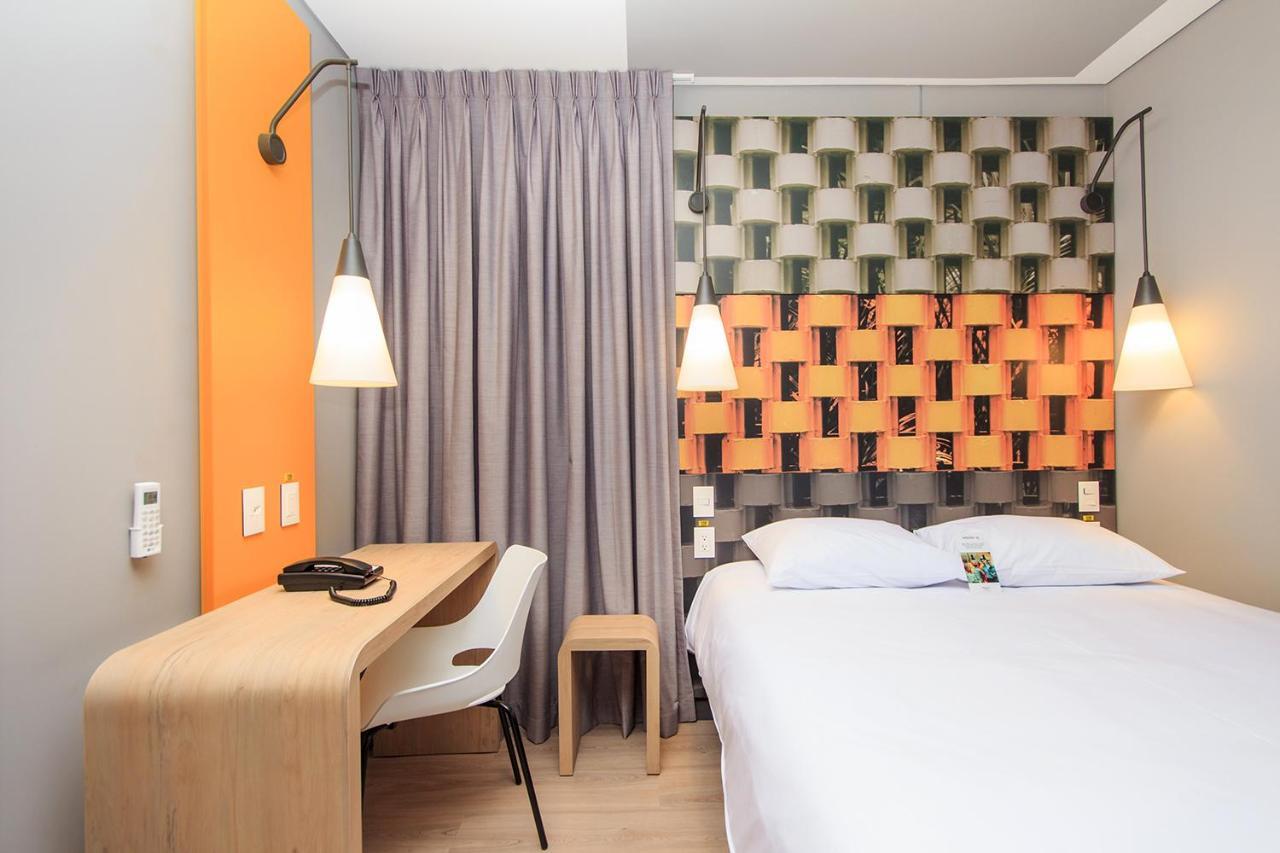 Ibis Cúcuta Hotel Bagian luar foto